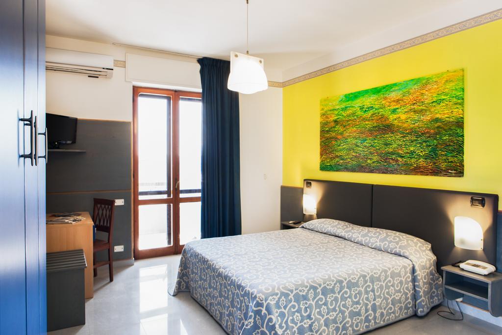 Côte D'est Hotel San Foca